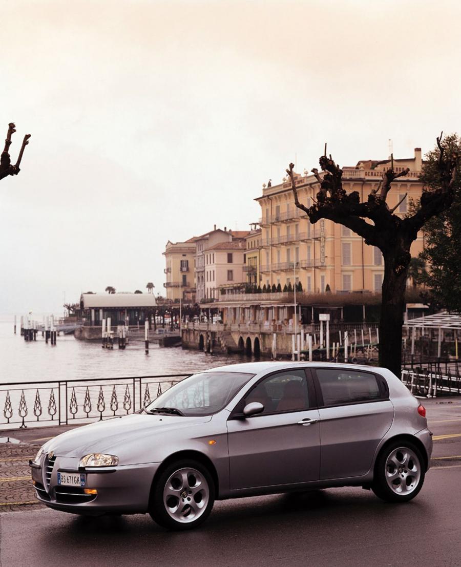  Alfa Romeo 147 GTA 2002 года  (фото 70 из 70)